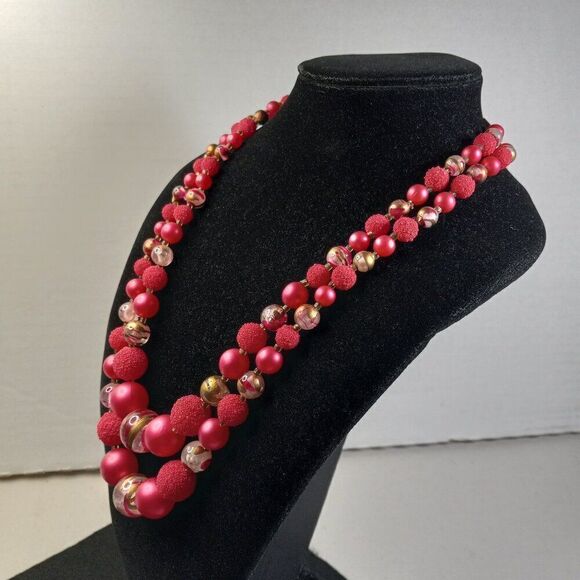 Vintage Hong Kong Graduated Textured, Smooth and Striped Beaded Necklace Chic - Picture 2 of 10